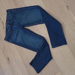 Calvin Klein Women's sz 6 Slim Mid Rise Boyfriend Fit Denim Jeans